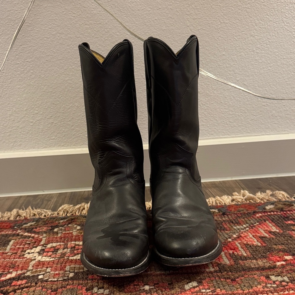 Justin Boots Black Ropers - men’s 7, women’s 8.5